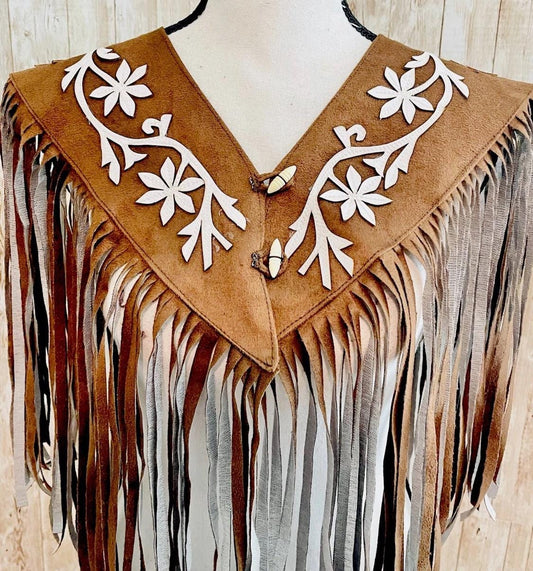 Cowboy Western Shoulder Cape with Fringes Chaleco/Capa Vaquero con Flecos Large/XL