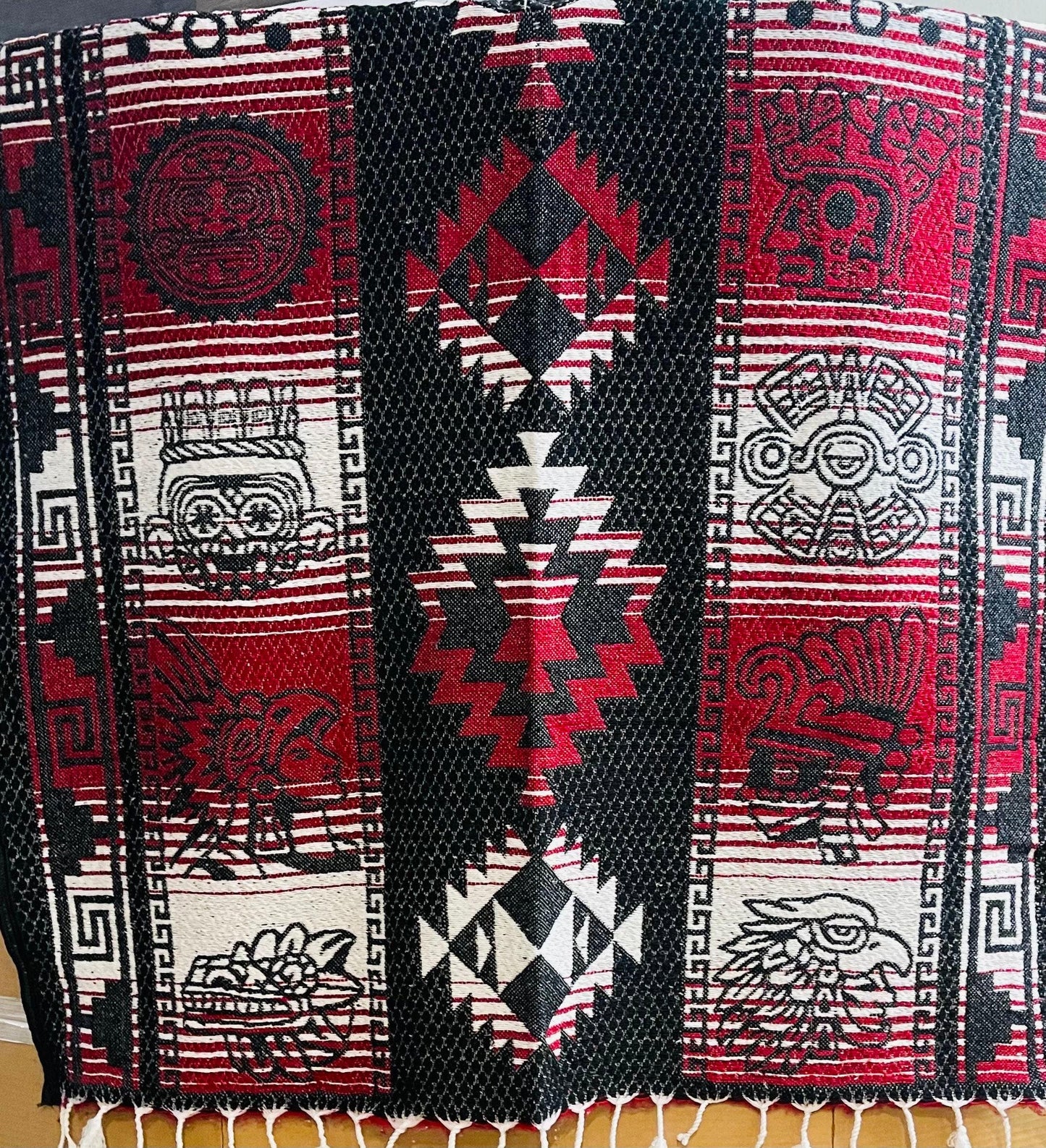 Poncho Mexicano  Calendario Azteca Con Gorro Mexican Aztec Calendar Poncho with Hoodie