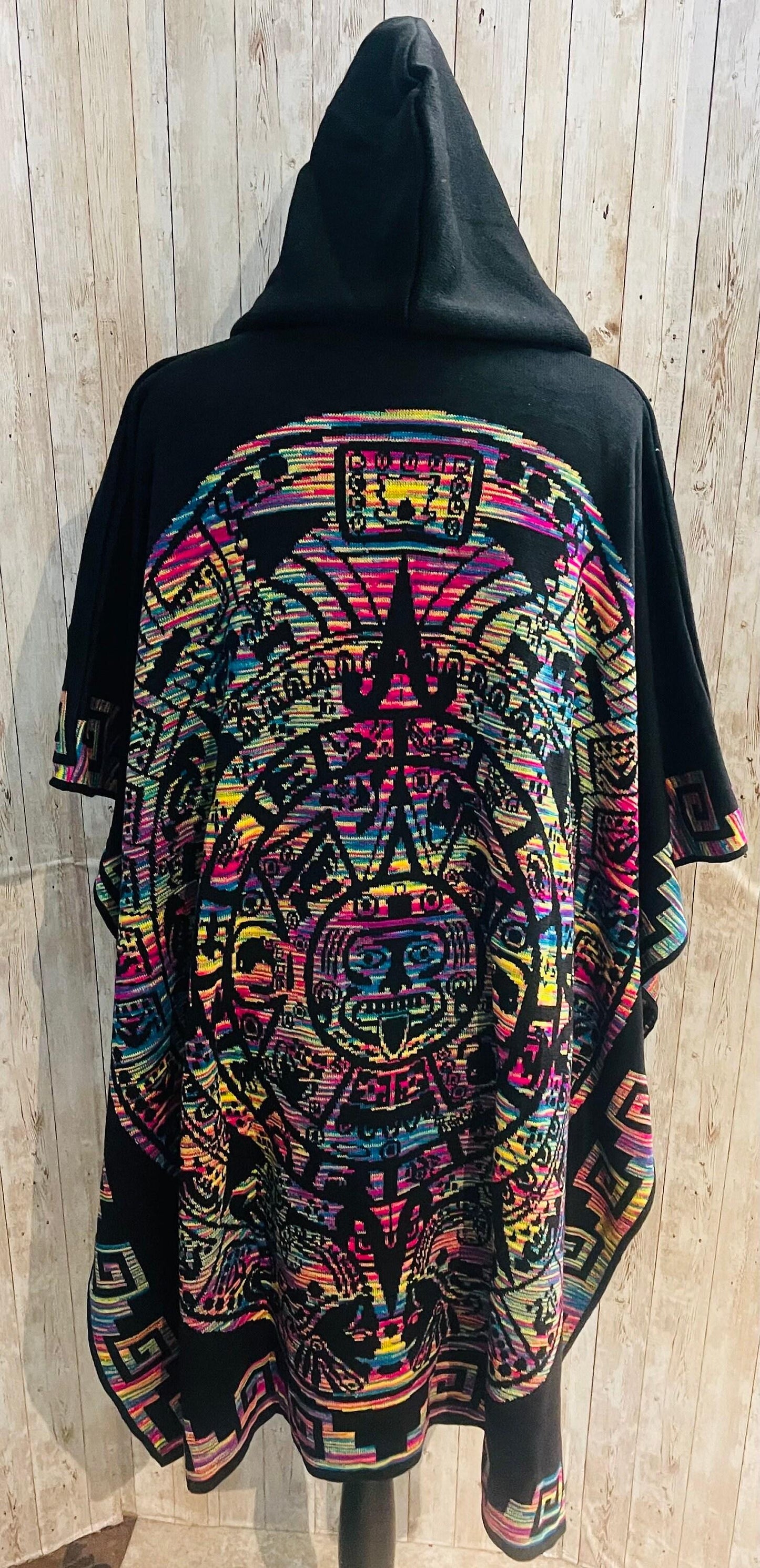 Gavan Poncho Mexicano Calendario Azteca con Gorro Aztec Calendar Mexican Poncho with Hoodie