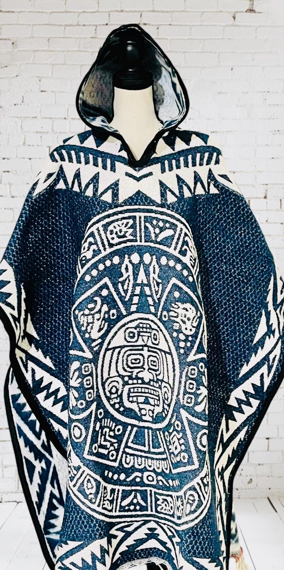 Mexican Aztec Calendar Double Sided Poncho  Poncho Mexicano Doble Vista Calendario Azteca