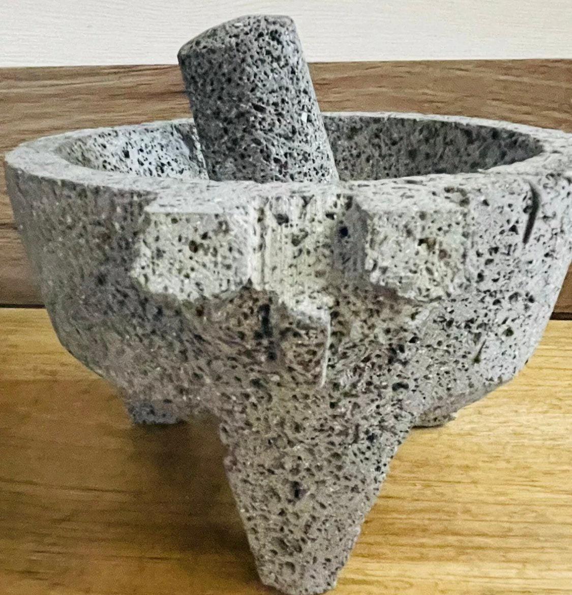 Molcajete/Tejolote Authentic Mexican Mortar & Pestle Made From Lava Rock “Pig Molcajete Mexican de Piedra Volcanica