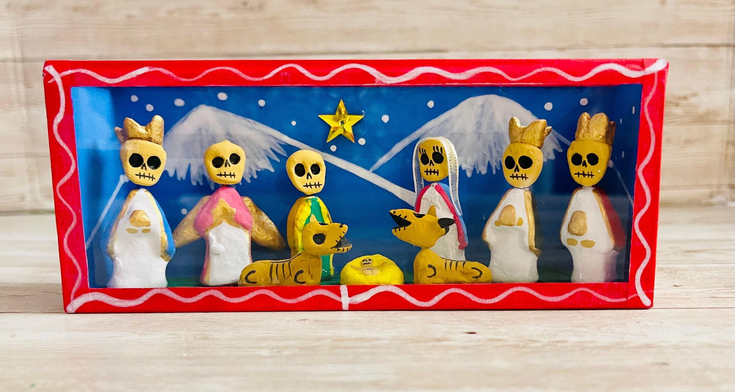 2 Nichos Mexicano De Nacimiento con Vitrina 2 Mexican Nativity Scenes Shadow Box