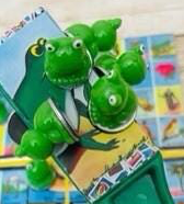 50 Froggy Filler Bingo Chips with Wand and Container 50 Ranitas para Cartas de Bingo con Pala Magnetica y Corcholata