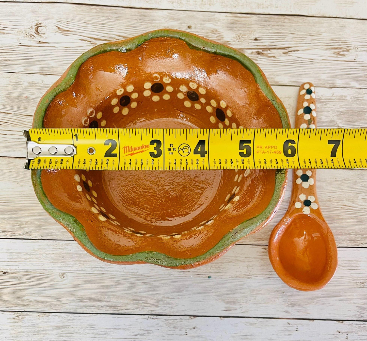 Mexican Terra Cota Bowls Salseros with  Spoons Plato Salsero de Barro con  Cuchara de Barro