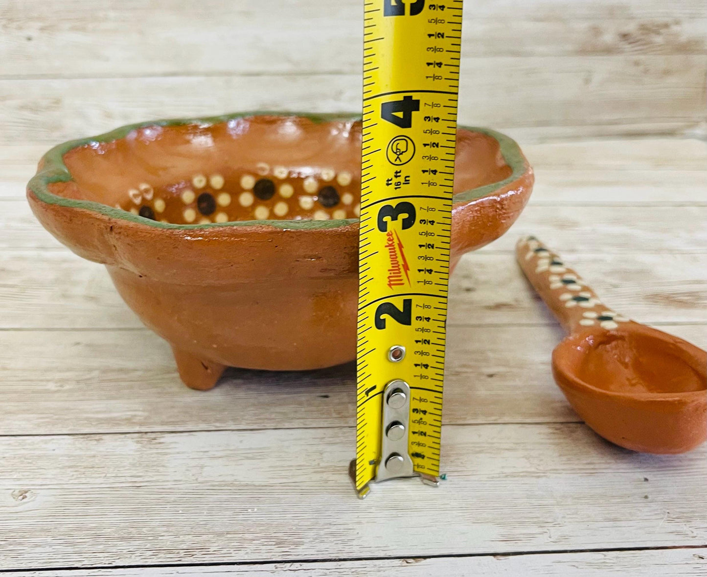Mexican Terra Cota Bowls Salseros with  Spoons Plato Salsero de Barro con  Cuchara de Barro