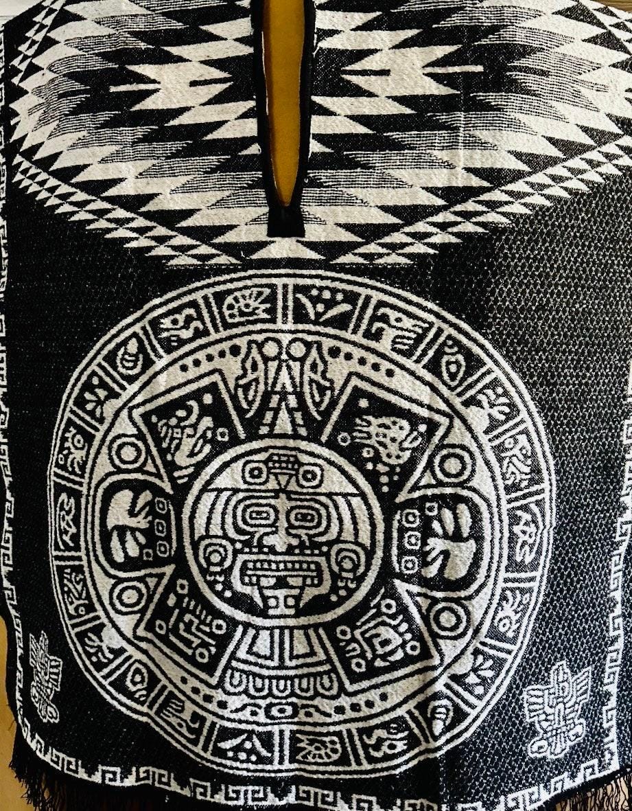 Mexican Aztec Calendar Double Sided Poncho  Poncho Mexicano Doble Vista Calendario Azteca