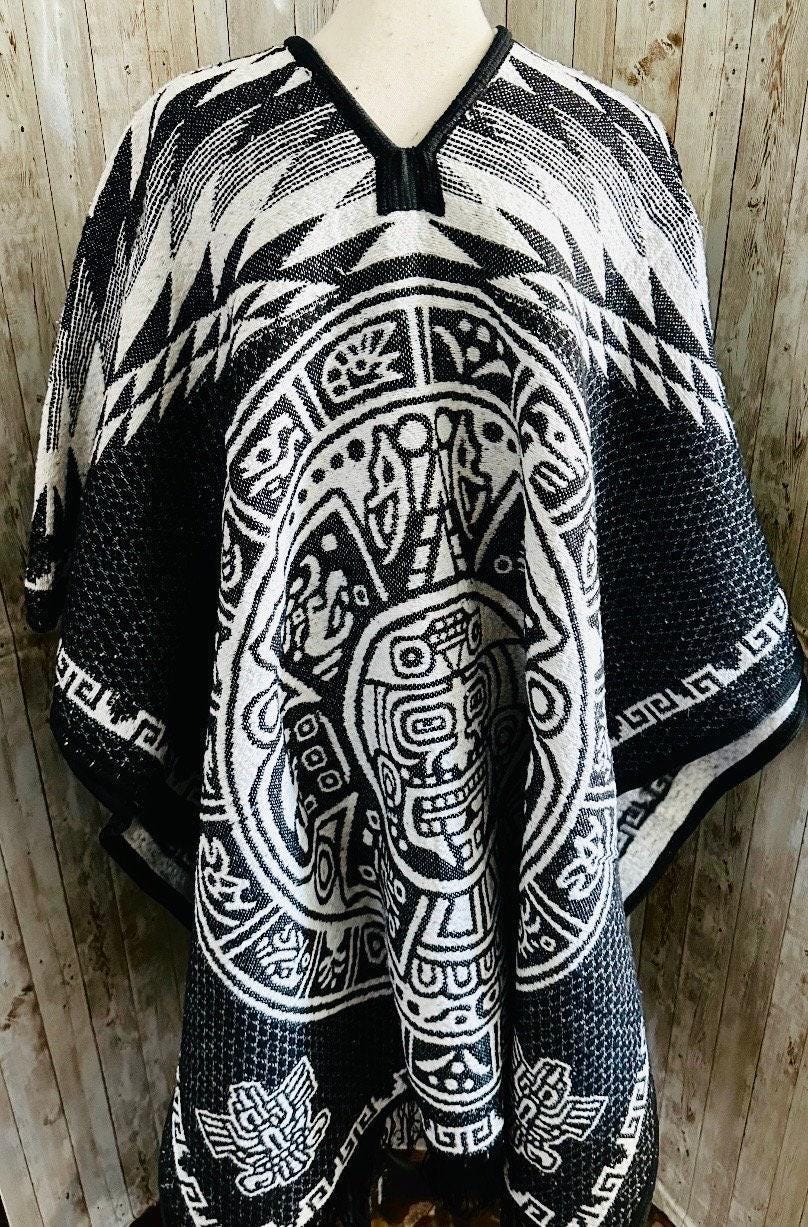 Mexican Aztec Calendar Double Sided Poncho  Poncho Mexicano Doble Vista Calendario Azteca