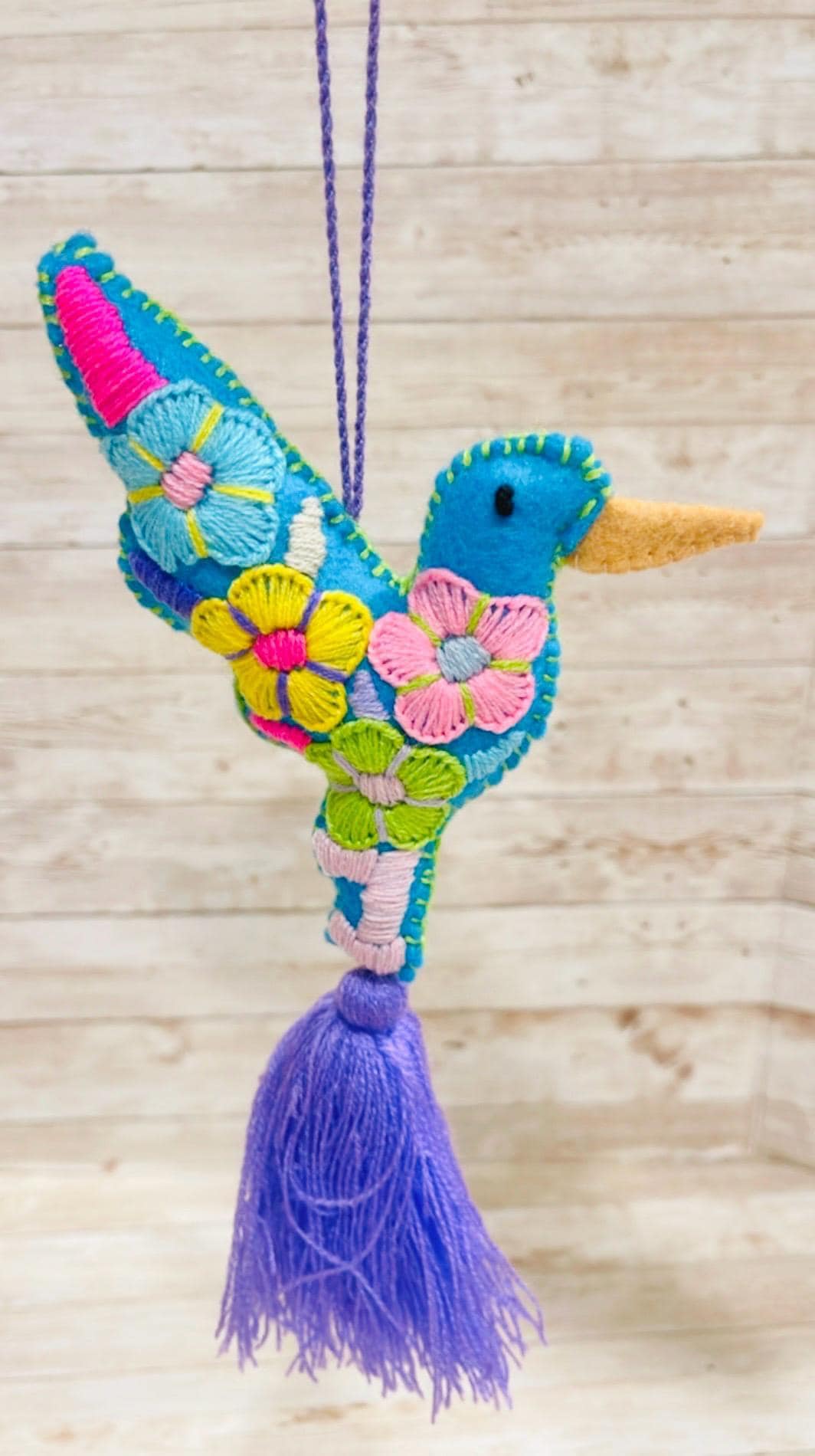 Mexican Pom Pom Hummingbird Keychain Ornament Colibrí Colgante Llavero Mexicano