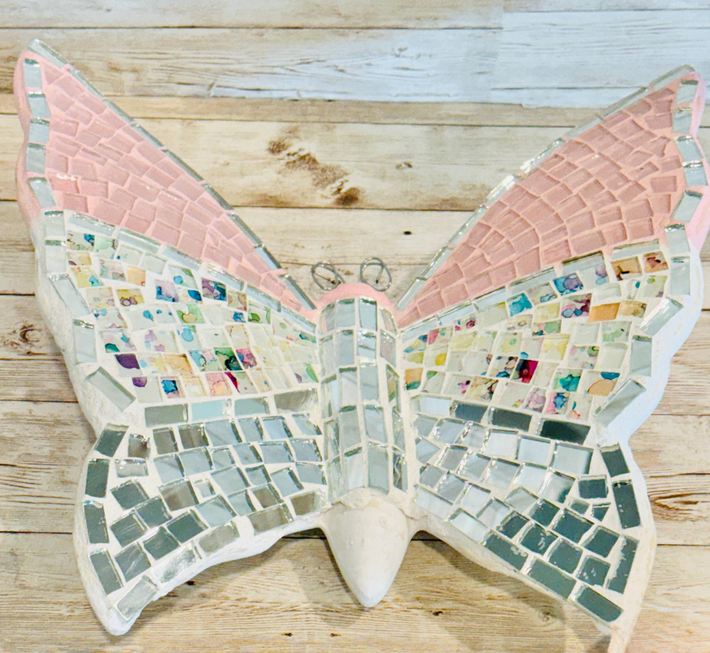 Handmade Mosaic Butterfly Pink Wallart Decoration Mariposa de Mosaico Mexicana DecoraciГіn para Hogar y Jardin
