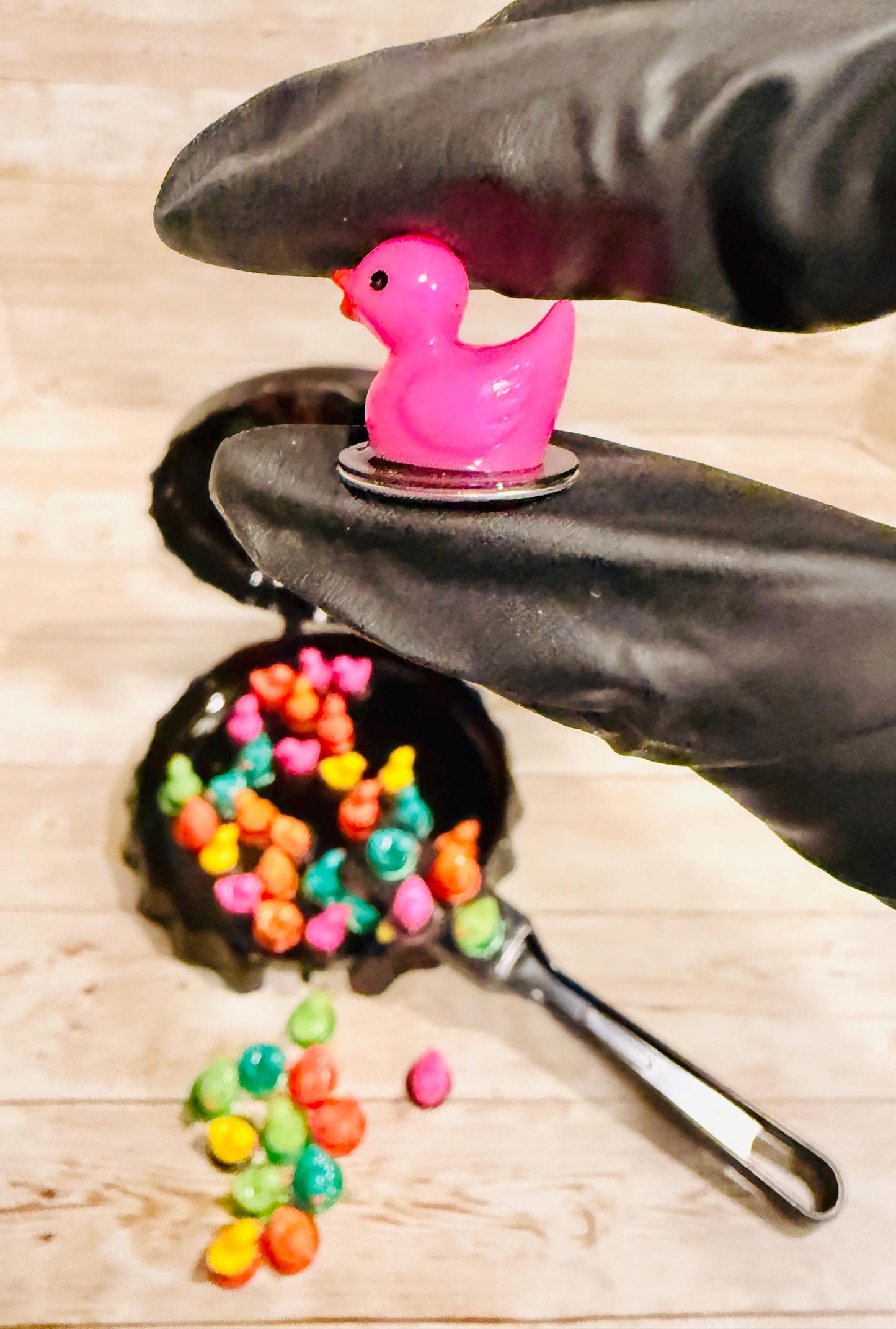 Fichas de Patitos con Pala Magnética y Corcholata Resin Colorful Filler Cards Duckies Chips with Magnetic Wand and Container