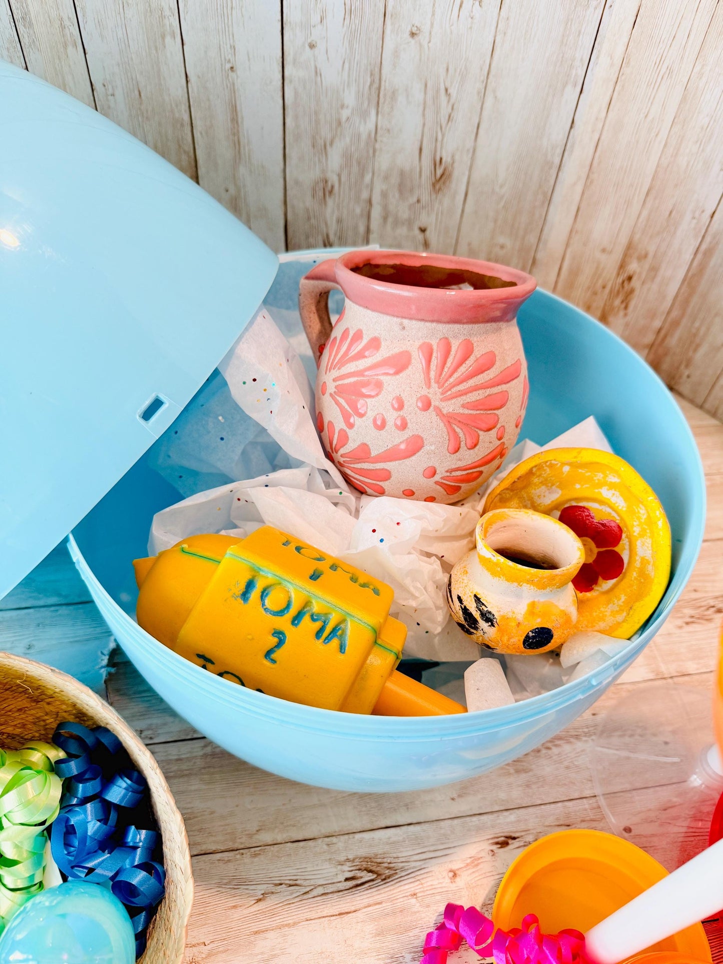 Personalized Large Easter Egg Candy/Gift Holder Basket with Lollipop Treat Containers Dulcero Personalizado de Pascua  Centro de Mesa