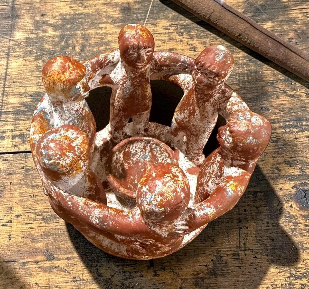 Mexican Clay Circle Friendship Sculpture Handmade Terracota Unity Candle Incense Holder Escultura de Amistad de Barro par Vela oh Incienso