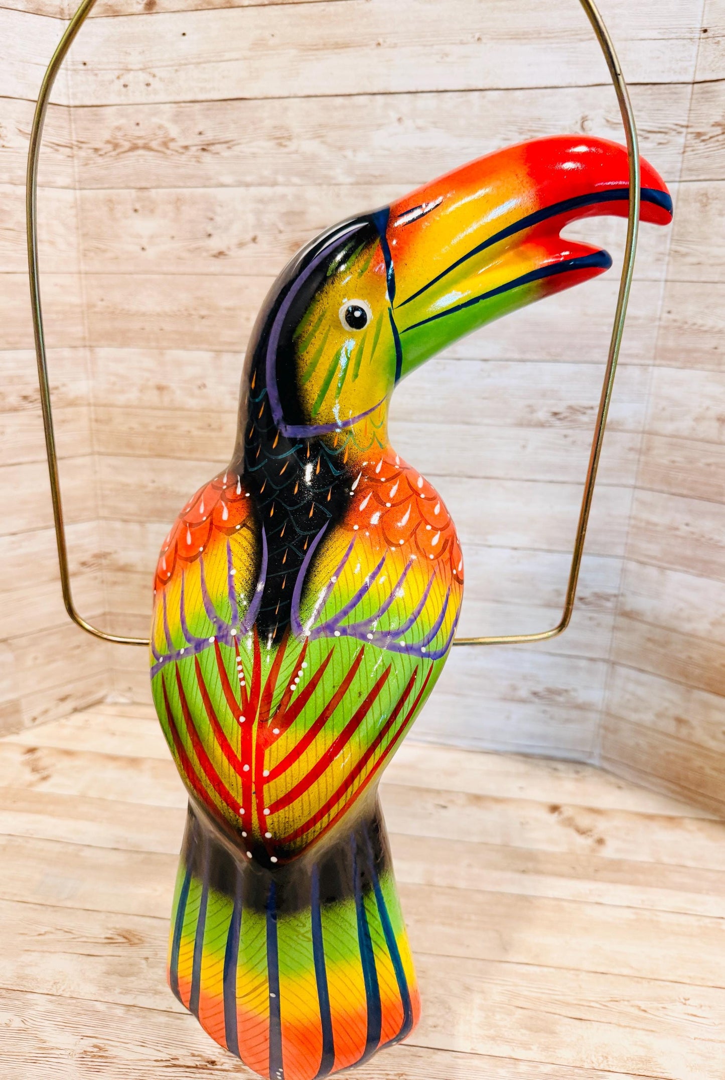 Hanging Exotic Toucan in Ring Mexican Pottery Ceramic Tucan oh  Pajaro Mexicano De Cerámica en Su Aro