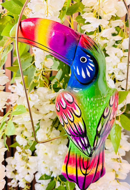 Hanging Exotic Toucan in Ring Mexican Pottery Ceramic Tucan oh  Pajaro Mexicano De Cerámica en Su Aro
