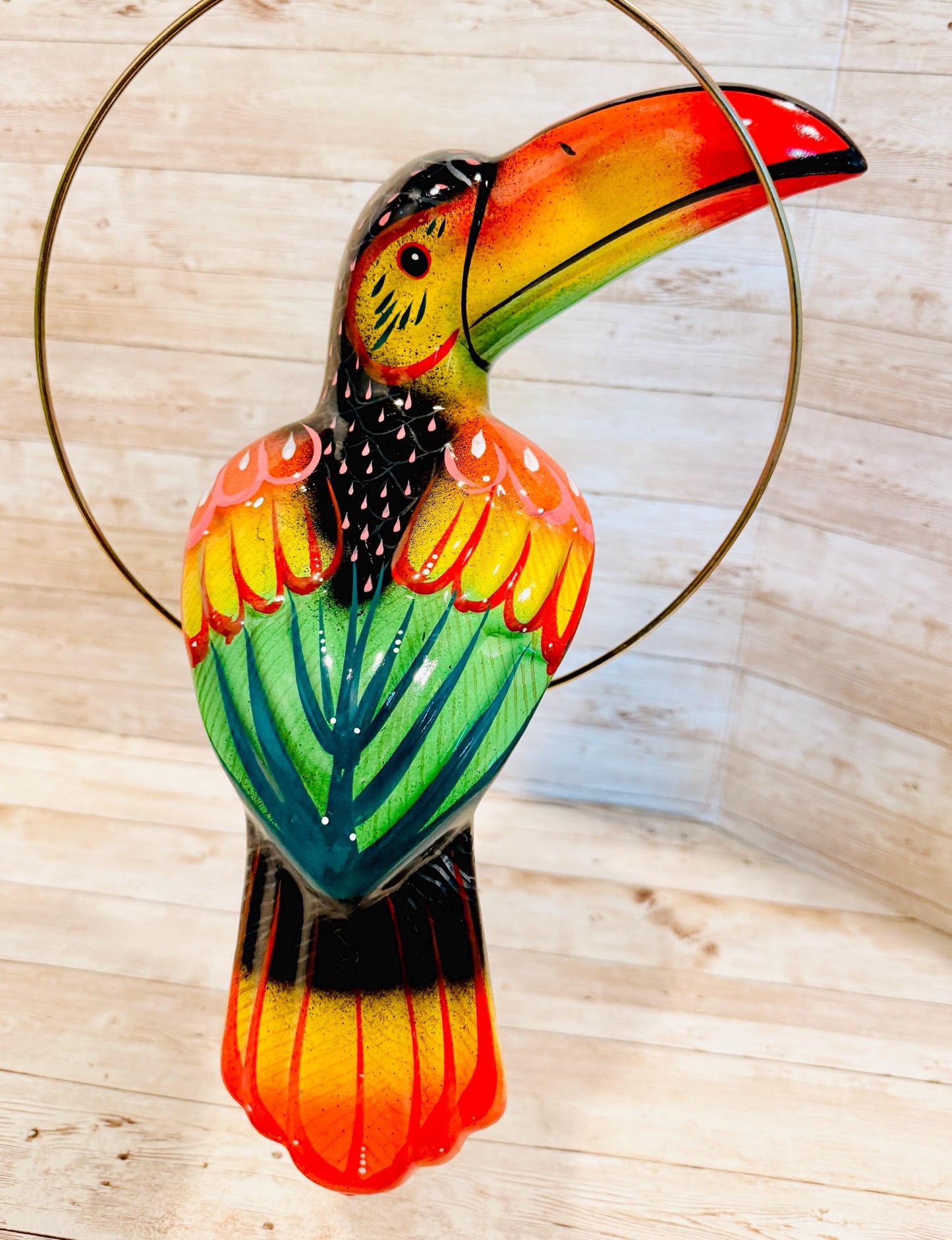 Hanging Exotic Toucan in Ring Mexican Pottery Ceramic Tucan oh  Pajaro Mexicano De Cerámica en Su Aro