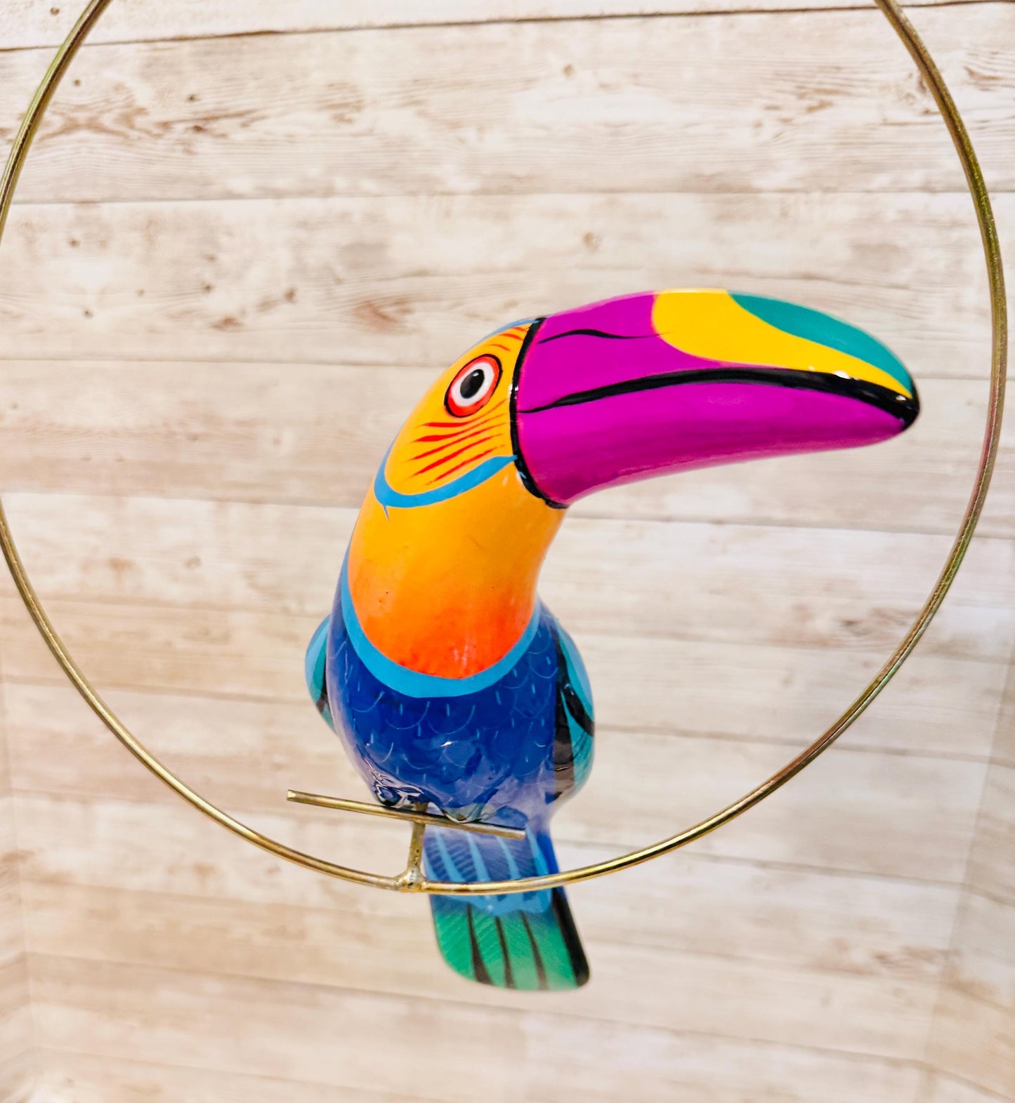 Hanging Exotic Bird in Ring Mexican Pottery Ceramic Pajaro Mexicano De Cerámica en Su Aro