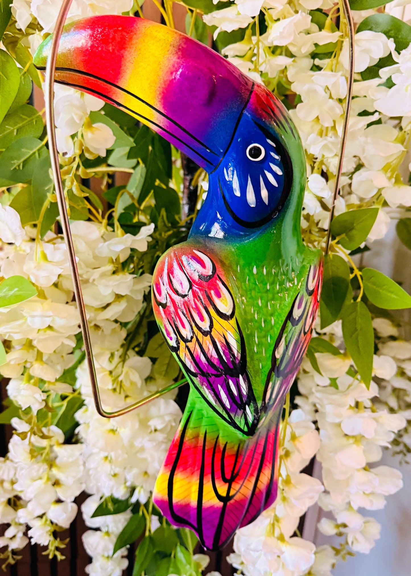 Hanging Exotic Toucan in Ring Mexican Pottery Ceramic Tucan oh  Pajaro Mexicano De Cerámica en Su Aro