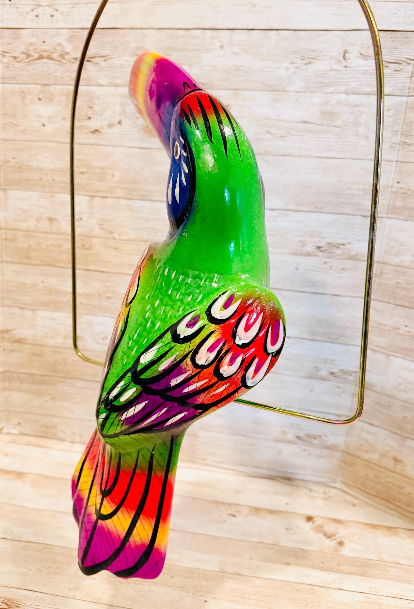 Hanging Exotic Toucan in Ring Mexican Pottery Ceramic Tucan oh  Pajaro Mexicano De Cerámica en Su Aro