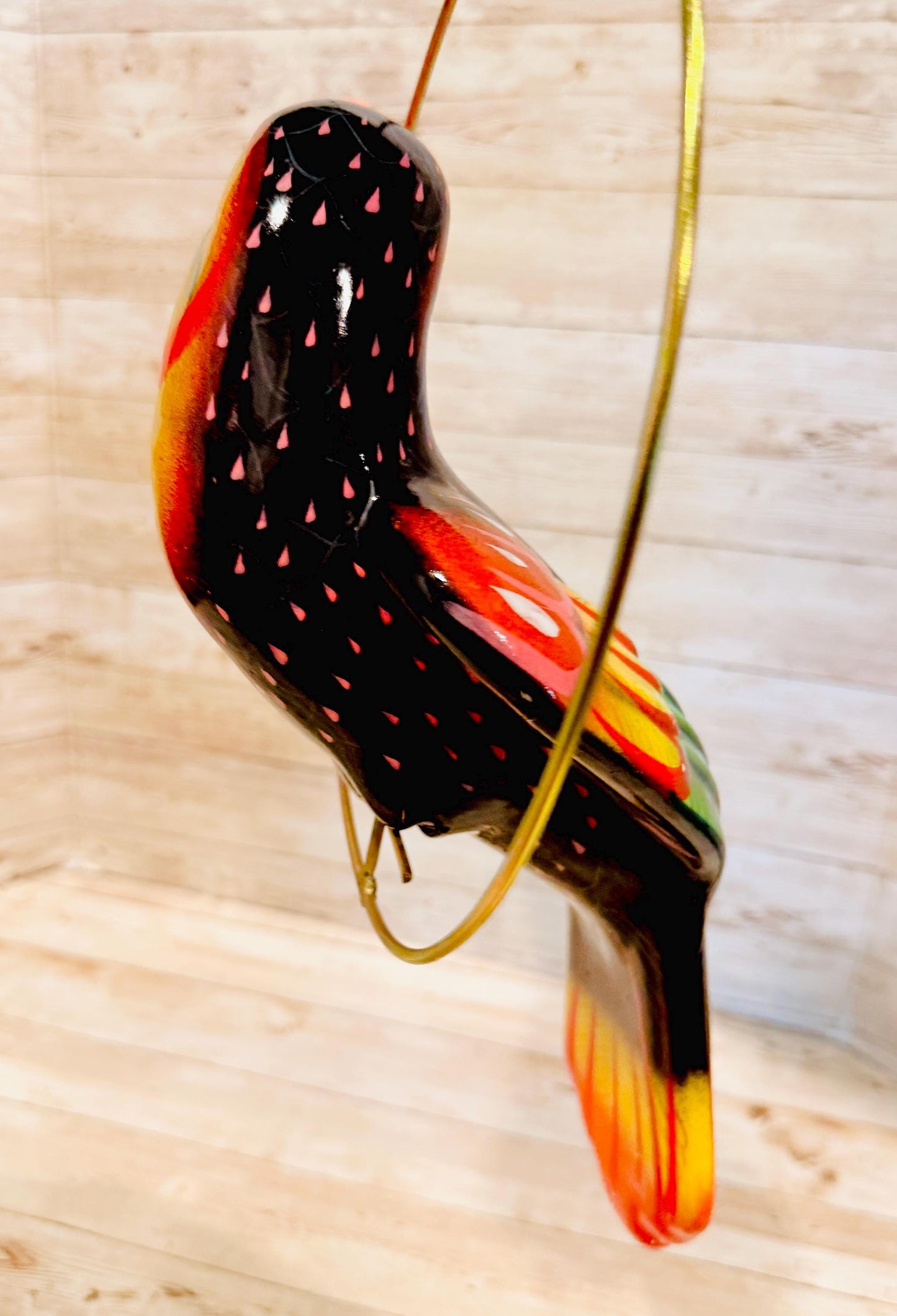 Hanging Exotic Toucan in Ring Mexican Pottery Ceramic Tucan oh  Pajaro Mexicano De Cerámica en Su Aro