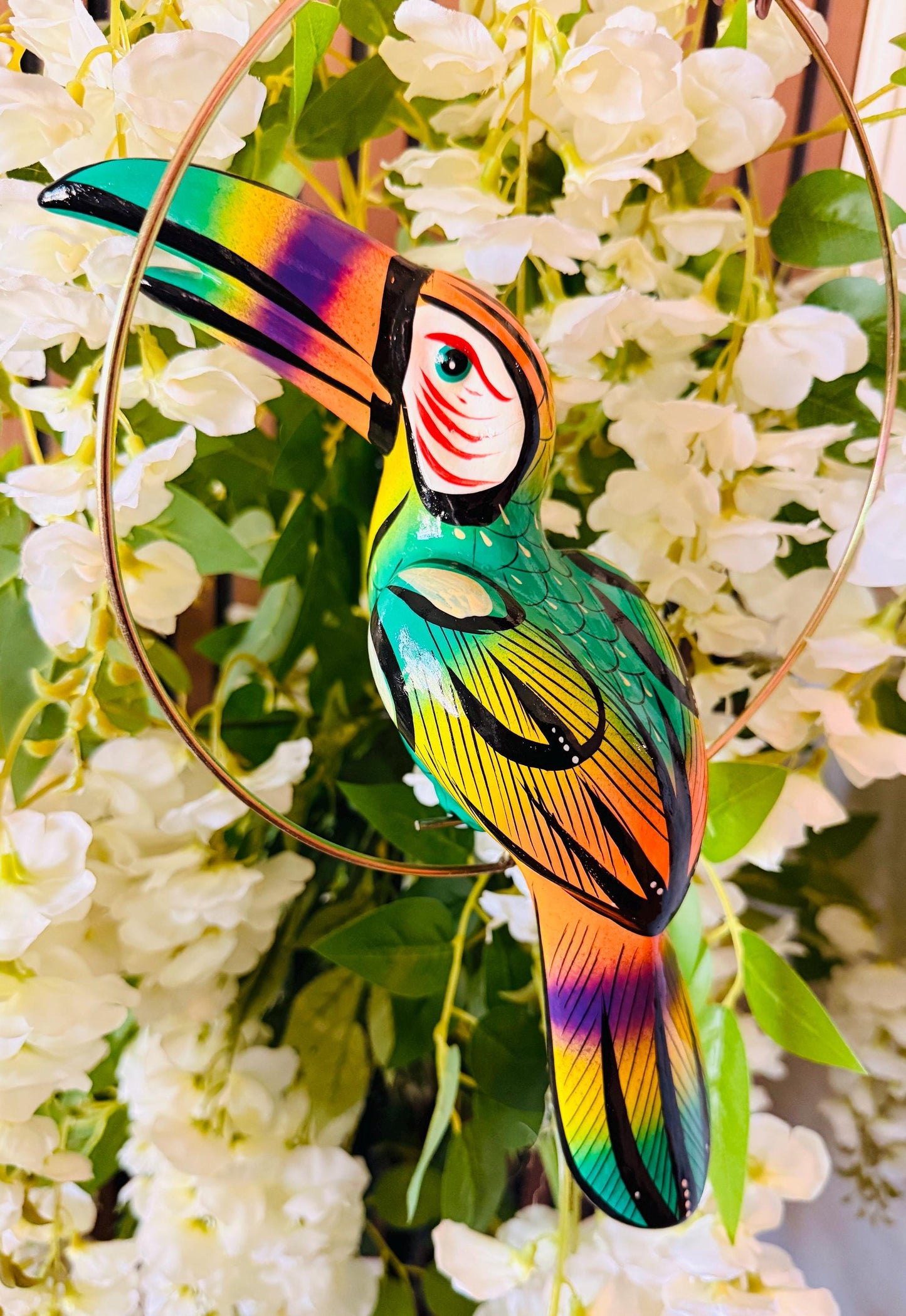 Hanging Exotic Toucan in Ring Mexican Pottery Ceramic Tucan oh  Pajaro Mexicano De Cerámica en Su Aro