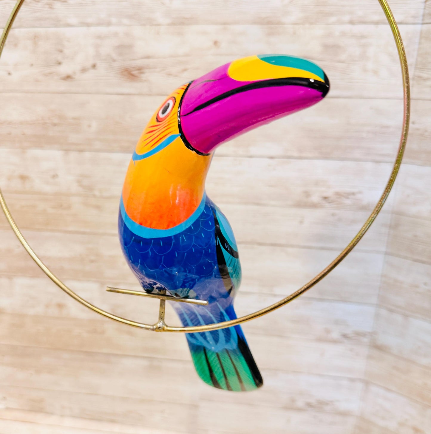 Hanging Exotic Bird in Ring Mexican Pottery Ceramic Pajaro Mexicano De Cerámica en Su Aro