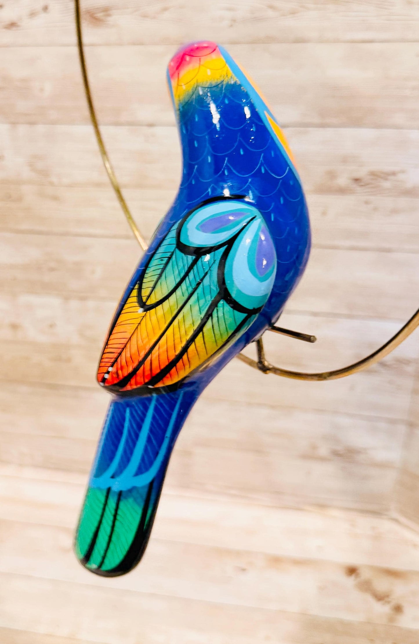 Hanging Exotic Bird in Ring Mexican Pottery Ceramic Pajaro Mexicano De Cerámica en Su Aro