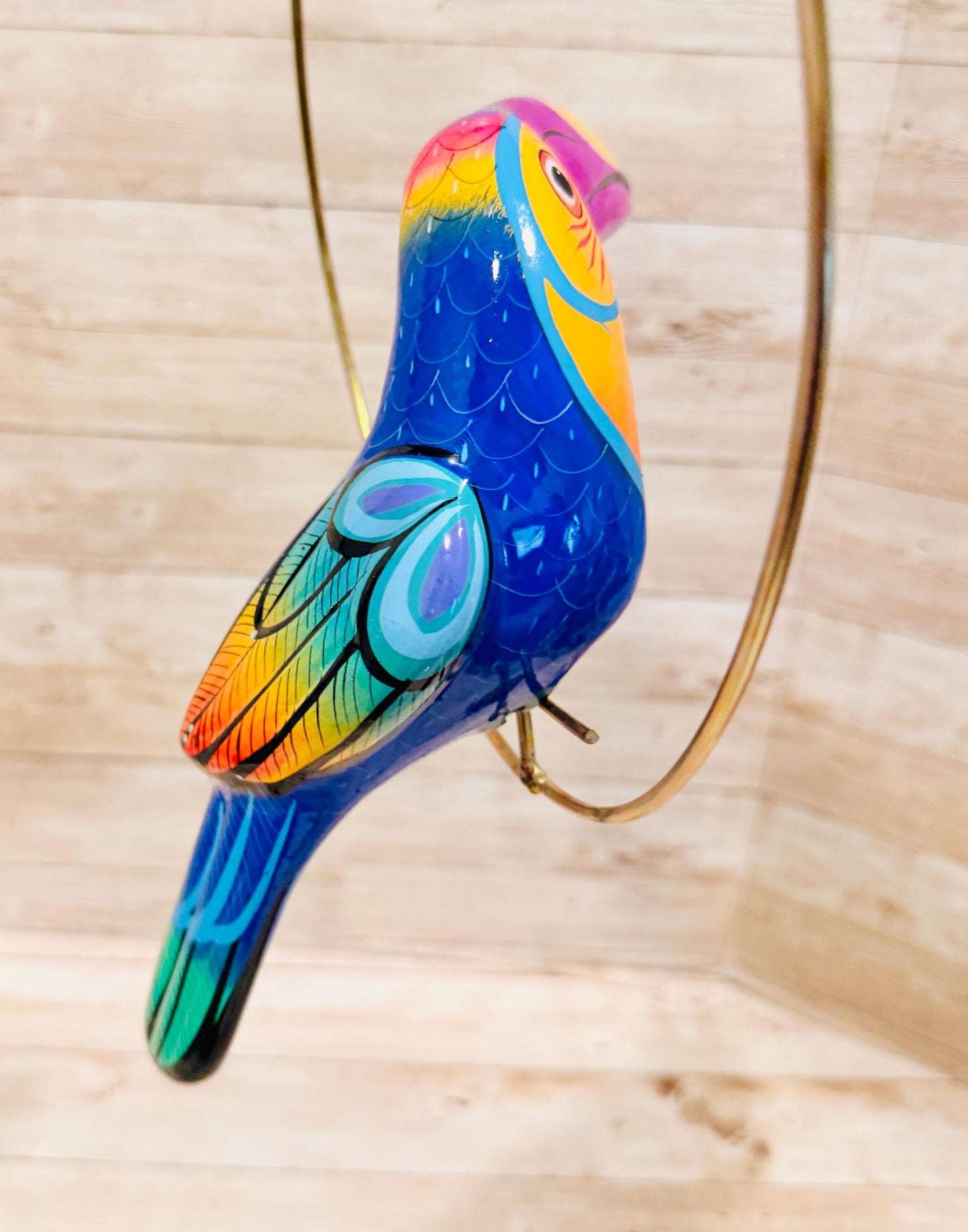 Hanging Exotic Bird in Ring Mexican Pottery Ceramic Pajaro Mexicano De Cerámica en Su Aro
