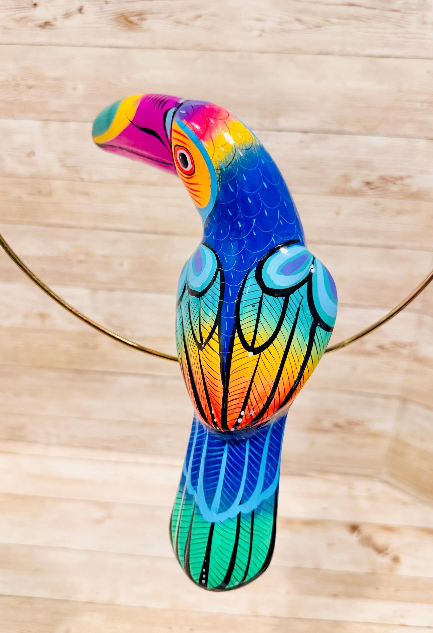 Hanging Exotic Bird in Ring Mexican Pottery Ceramic Pajaro Mexicano De Cerámica en Su Aro