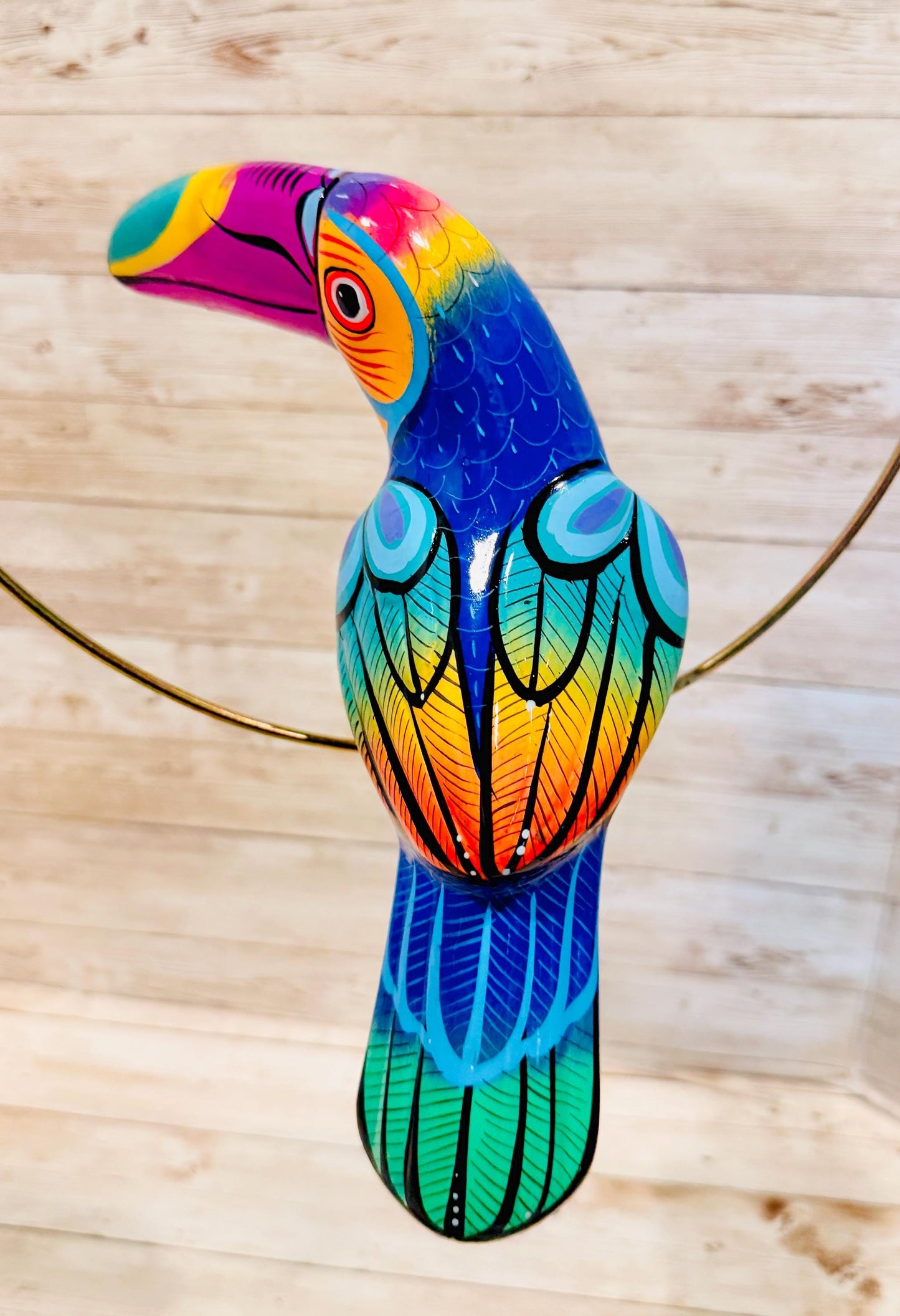 Hanging Exotic Bird in Ring Mexican Pottery Ceramic Pajaro Mexicano De Cerámica en Su Aro